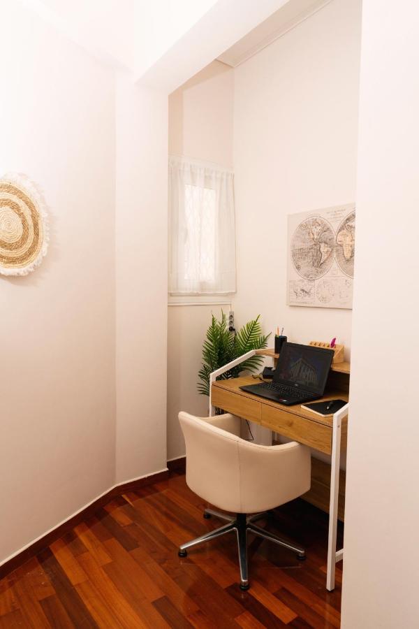 Visum Acropol ,3Br - Private Terrace-Jacuzzi - Amazing View Apartment Athens Exterior photo